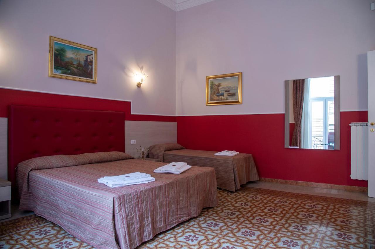 Domus Napoleone Hotell Roma Eksteriør bilde