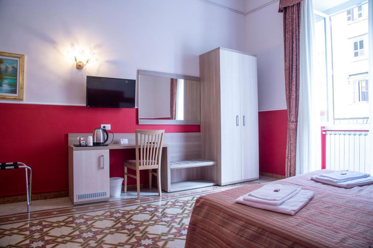 Domus Napoleone Hotell Roma Eksteriør bilde