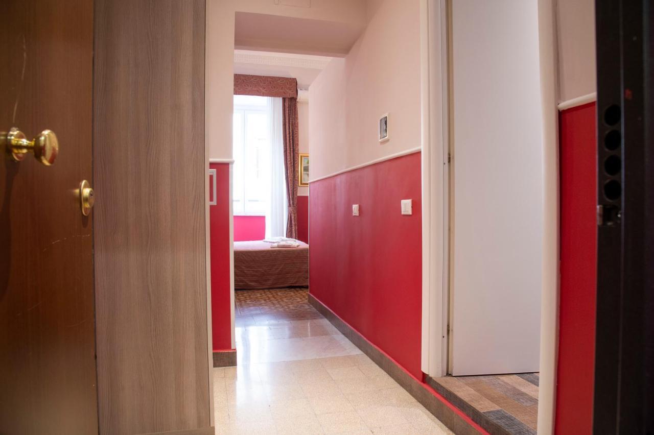 Domus Napoleone Hotell Roma Eksteriør bilde